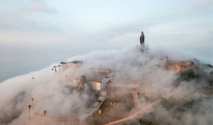 Săn mây trên Núi Bà Đen Tây Ninh