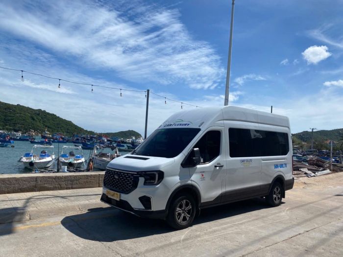 Xe 16 chỗ đi tour du lịch tại Nha Trang